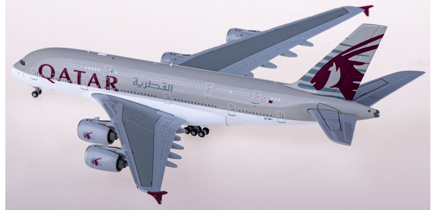 1:400 JC Wings XX40047 Qatar Airways Airbus A380 A7-APJ Aircraft Model+Free Tractor