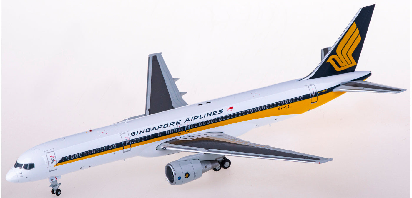 1:200 JC Wings XX20223 Singapore Airlines Boeing 757-200 9V-SGL