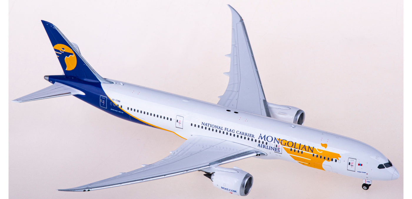 1:400 Phoenix PH11765 MIAT Mongolian Airlines Boeing 787-9 JU-1789+Free Tractor