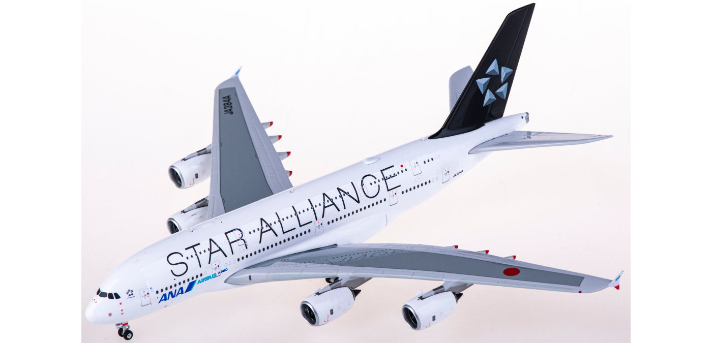 1:400 Phoenix PH04468 ANA Airbus A380 JA384A "STAR ALLIANCE"+Free Tractor