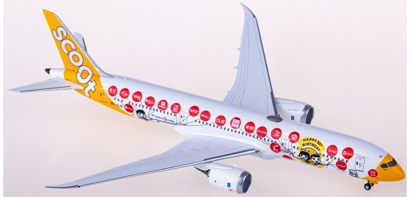 1:400 NG Models NG55096 Scoot Boeing 787-9 9V-OJE+Free Tractor