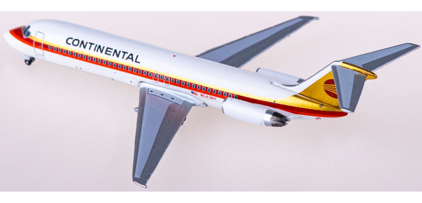 1:400 AeroClassics AC411142 Continental Airlines McDonnell Douglas DC-9-32 N543NY Aircraft Model+Free Tractor