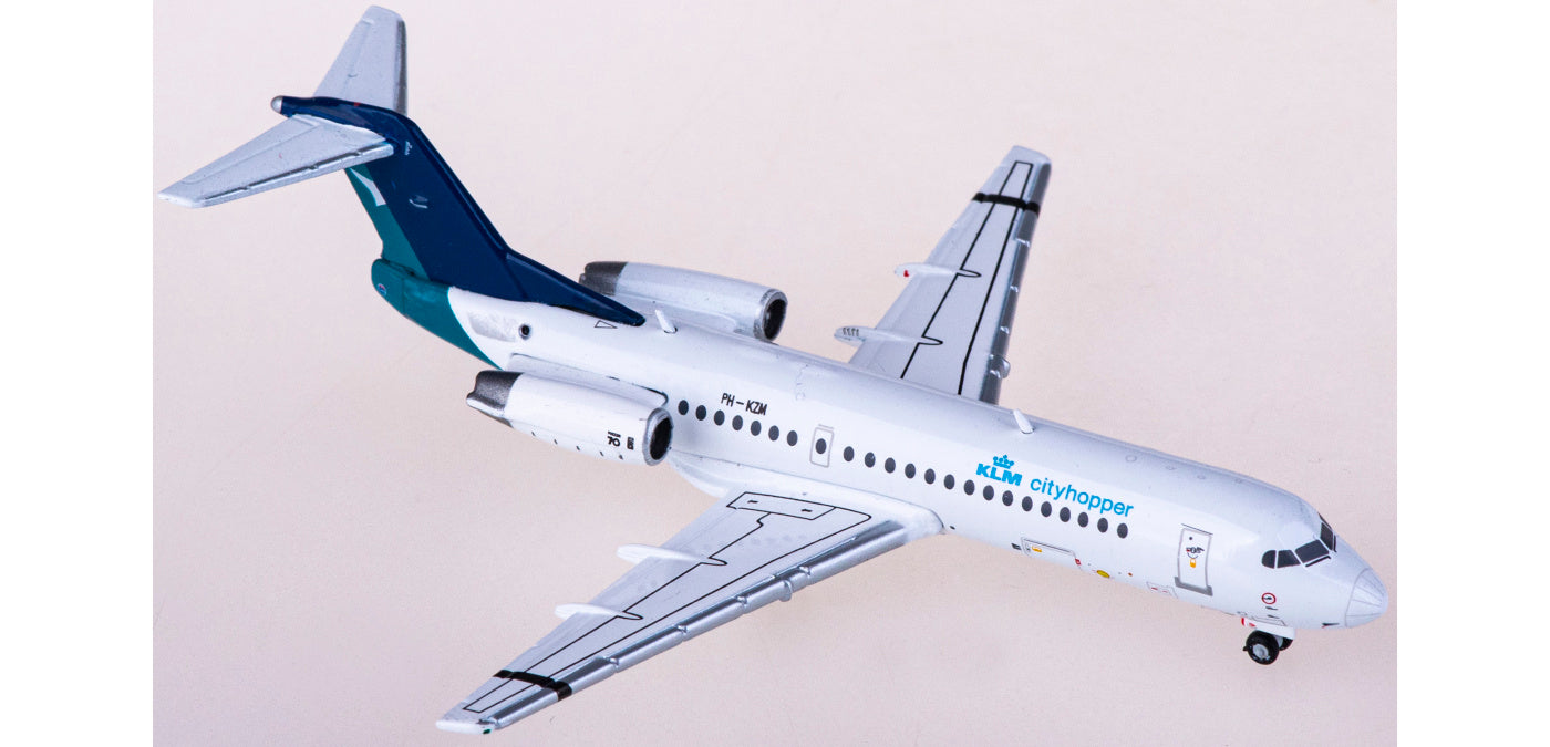 1:400 JC Wings EW4F70003 KLM Fokker 70 PH-KZM+Free Tractor