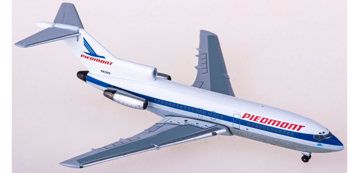 1:400 AeroClassics AC411211 Piedmont Boeing 727-100 N838N Aircraft Model+Free Tractor