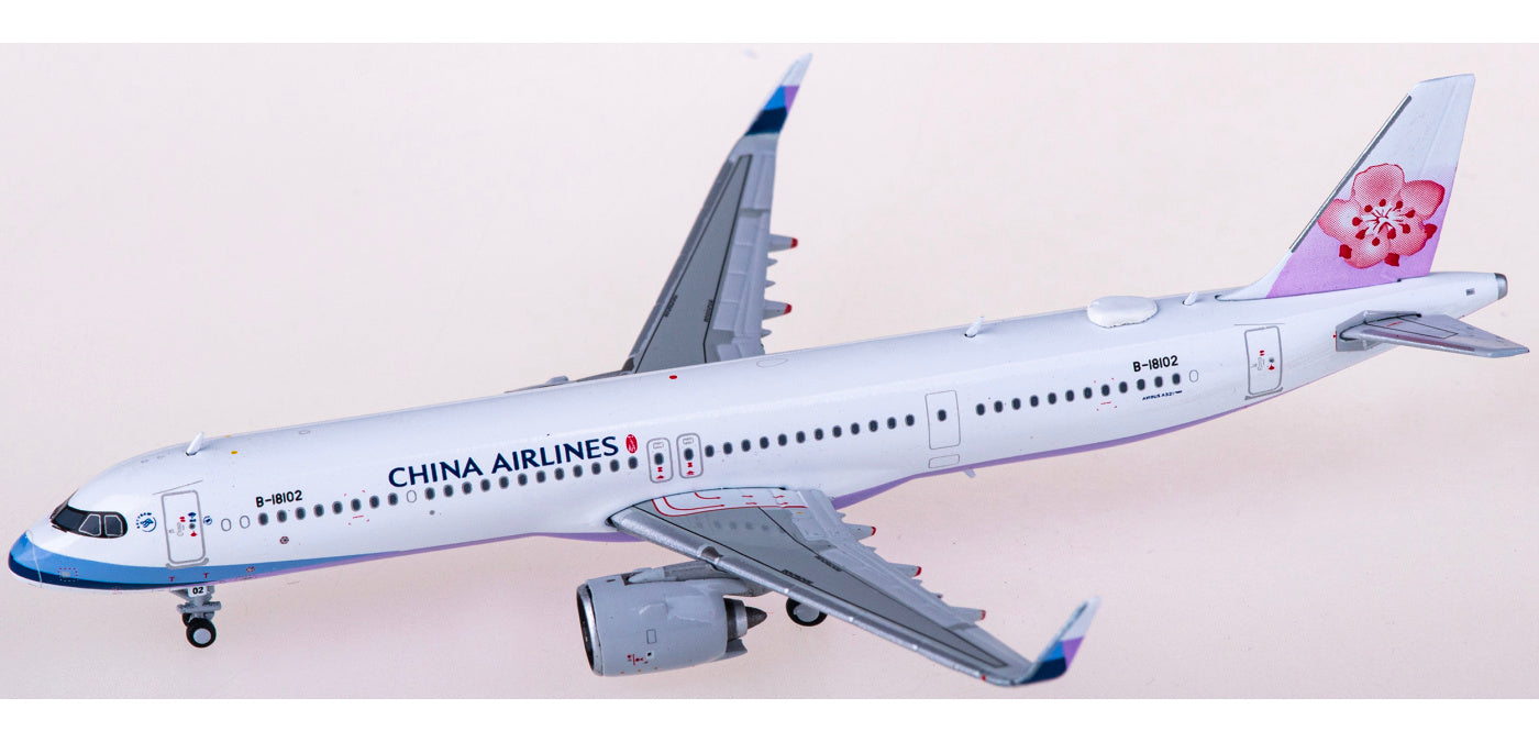 1:400 JC Wings XX40032 China Airlines Airbus A321neo B-18102+Free Tractor