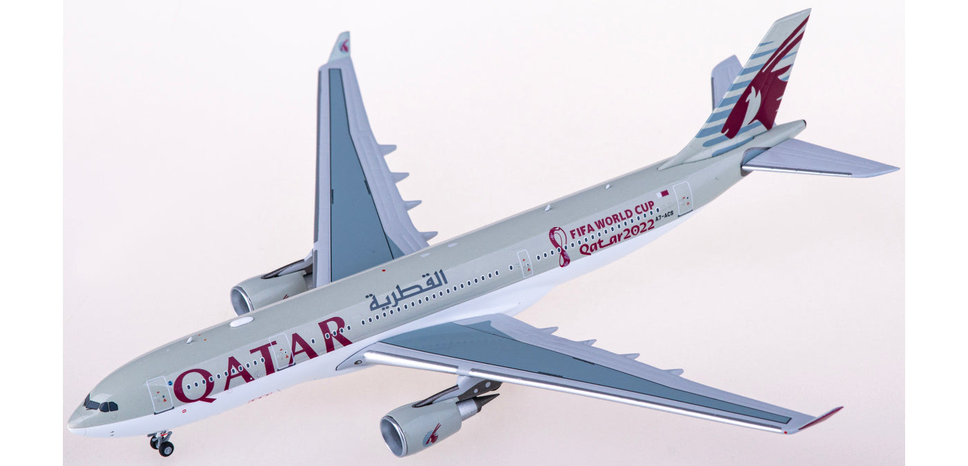 1:400 NG Models NG61058 Qatar Airways Airbus A330-200 A7-ACS+Free Tractor