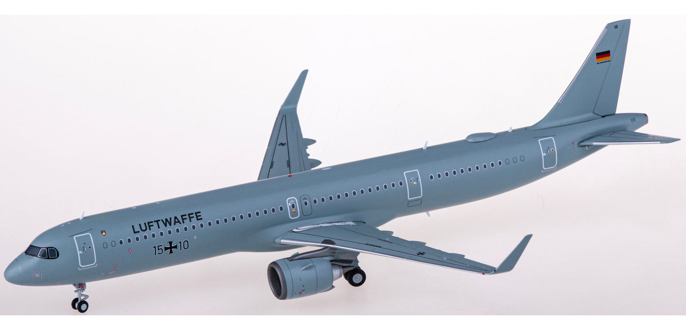 1:200 JC Wings LH2331 Luftwaffe Airbus A321neo 15+10