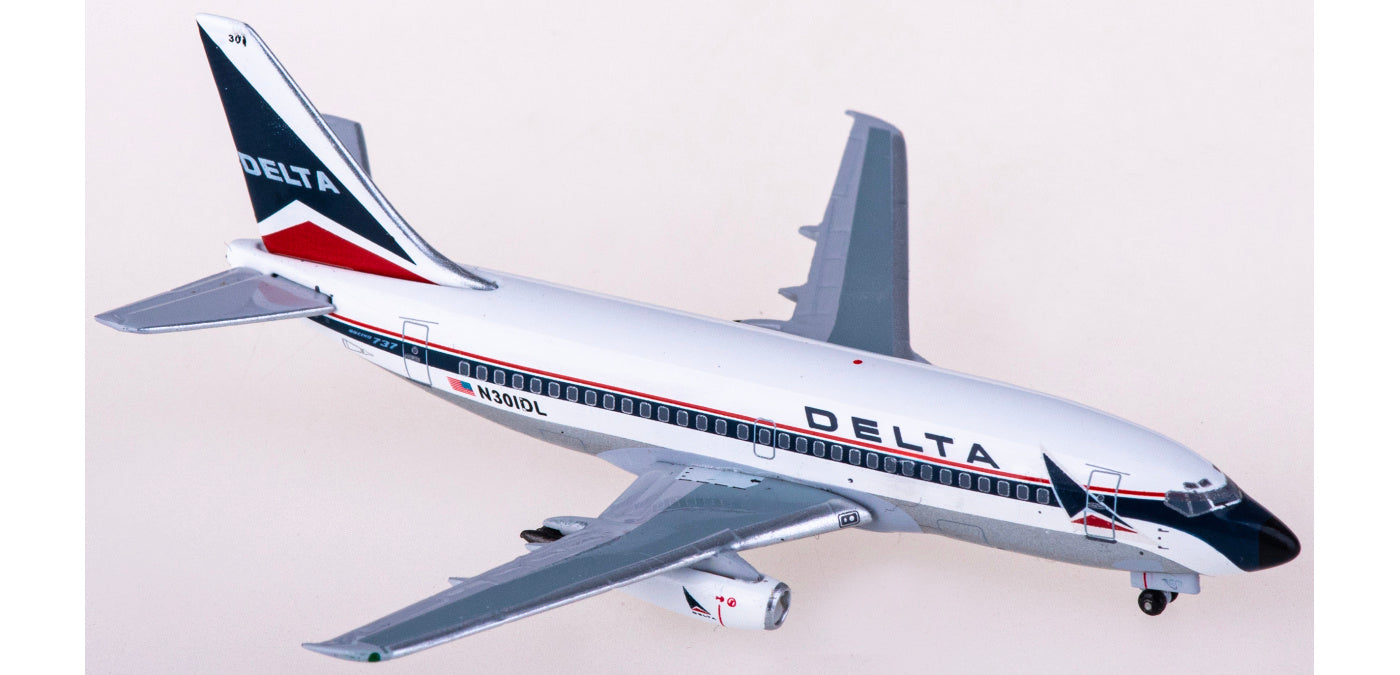 1:400 AeroClassics BBX41639 Delta Air Lines Boeing 737-200 N301DL Aircraft Model+Free Tractor