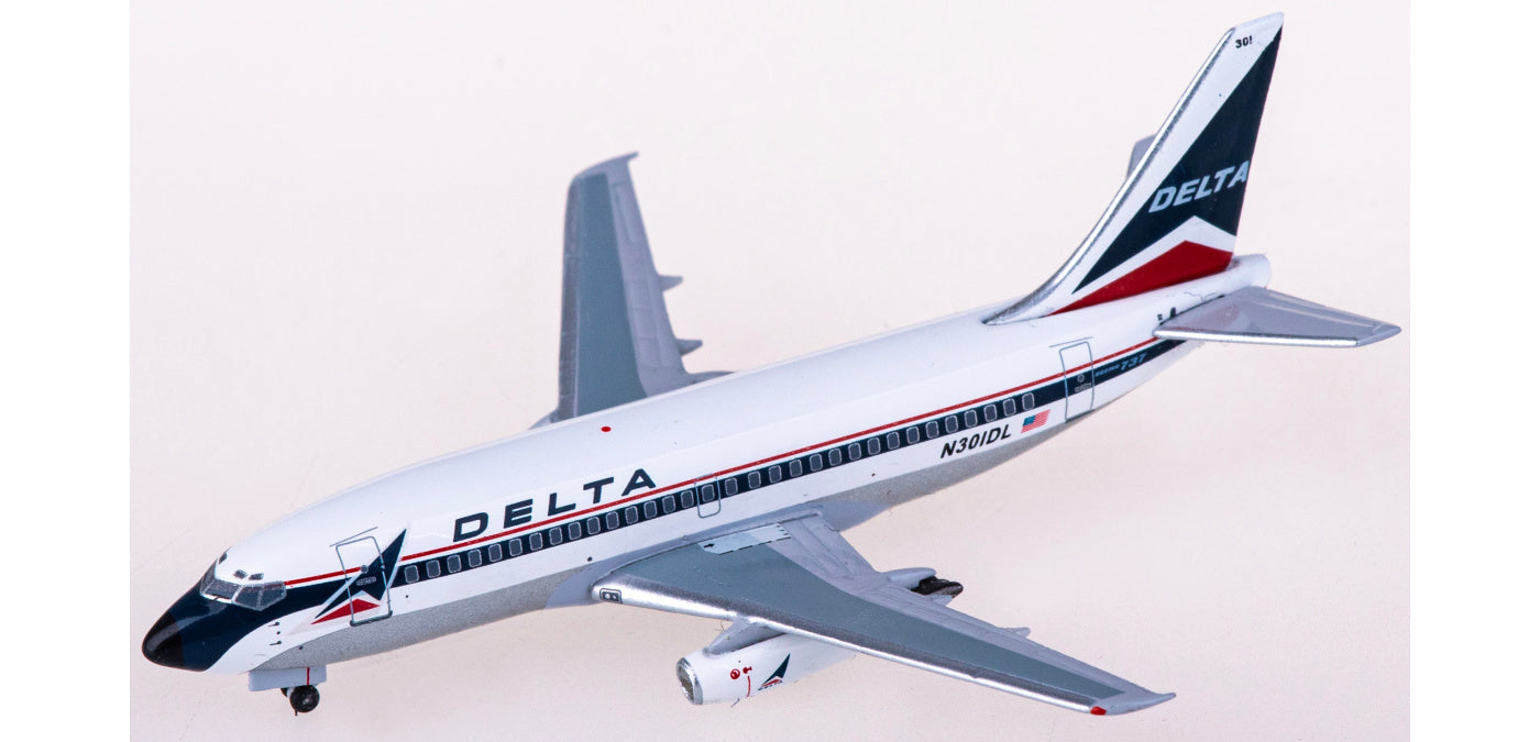 1:400 AeroClassics BBX41639 Delta Air Lines Boeing 737-200 N301DL Aircraft Model+Free Tractor