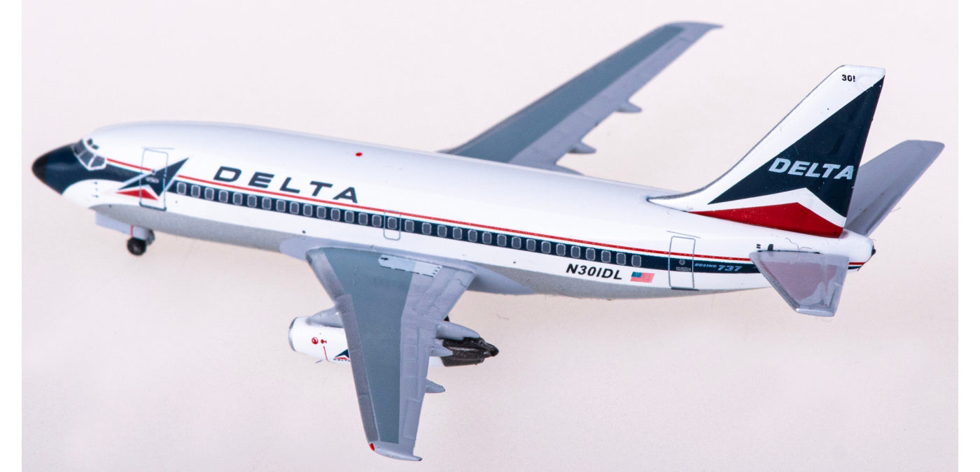 1:400 AeroClassics BBX41639 Delta Air Lines Boeing 737-200 N301DL Aircraft Model+Free Tractor