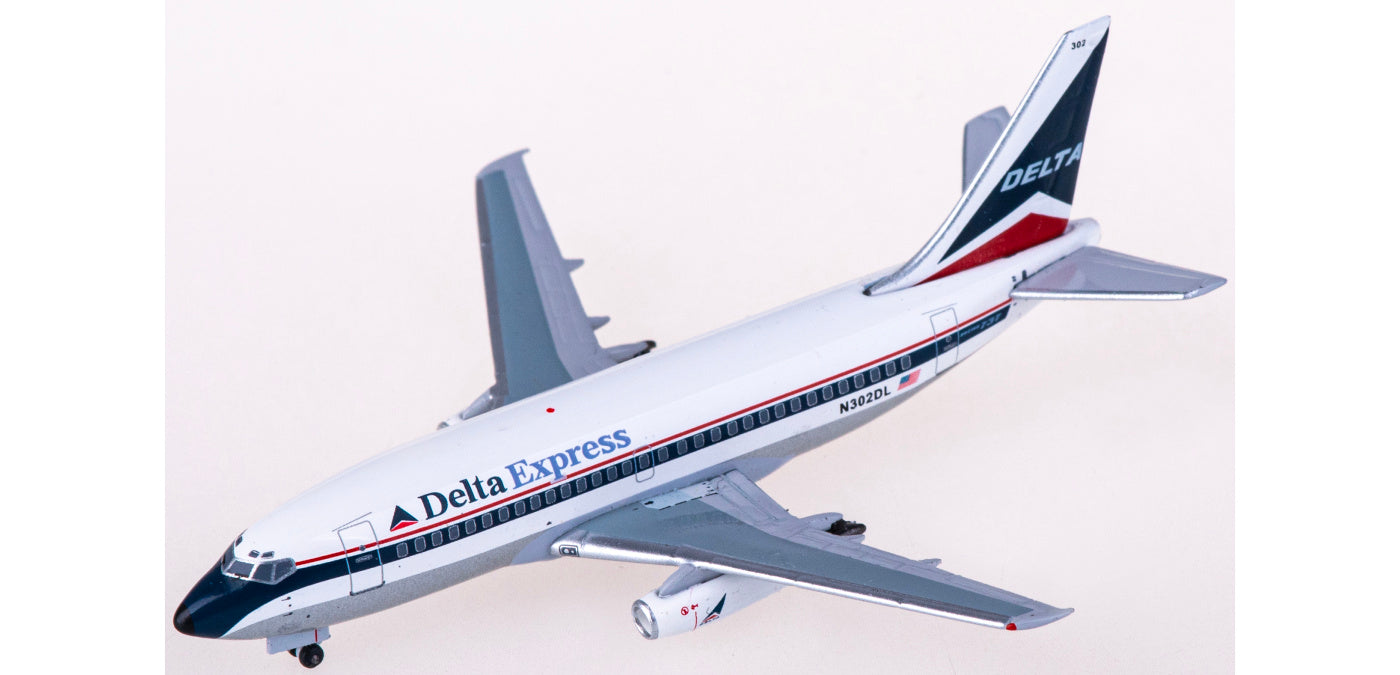 1:400 AeroClassics BBX41640 Delta Air Lines Boeing 737-200 N302DL Aircraft Model+Free Tractor