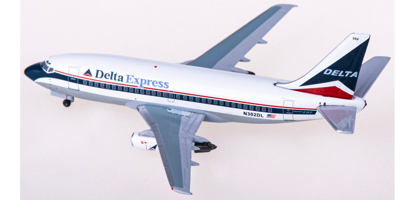 1:400 AeroClassics BBX41640 Delta Air Lines Boeing 737-200 N302DL Aircraft Model+Free Tractor