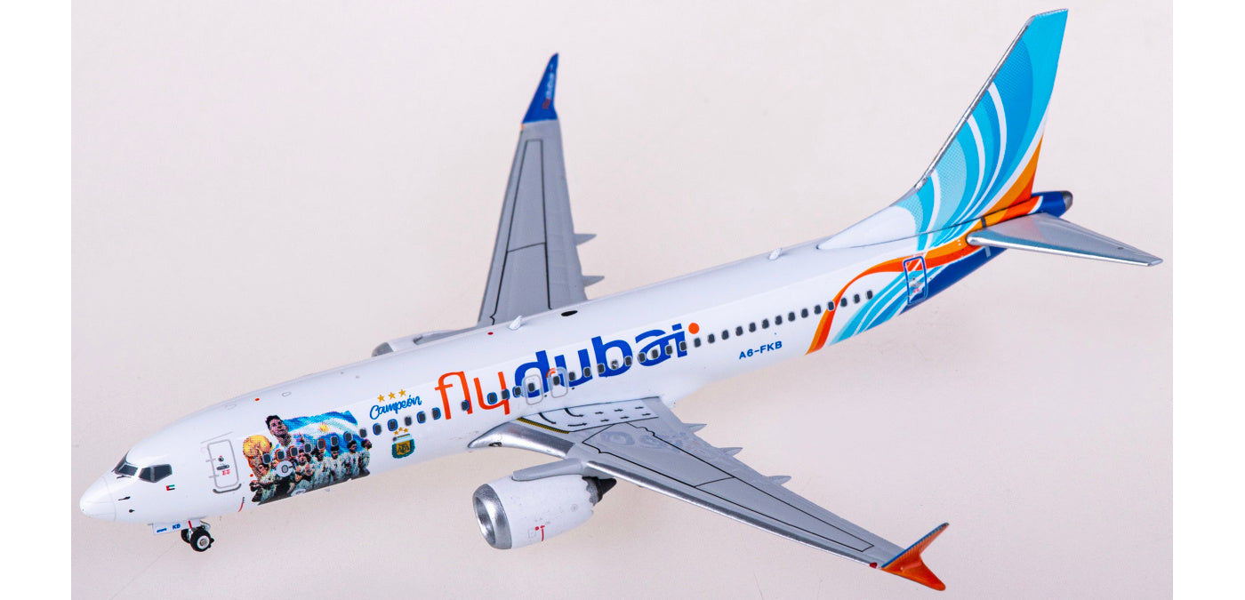 1:400 Phoenix PH04503 Flydubai Boeing 737 MAX 8 A6-FKB+Free Tractor