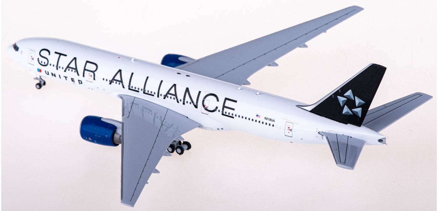 1:400 JC Wings XX40080 United Airlines Boeing 777-200ER N218UA "STAR ALLIANCE"+Free Tractor