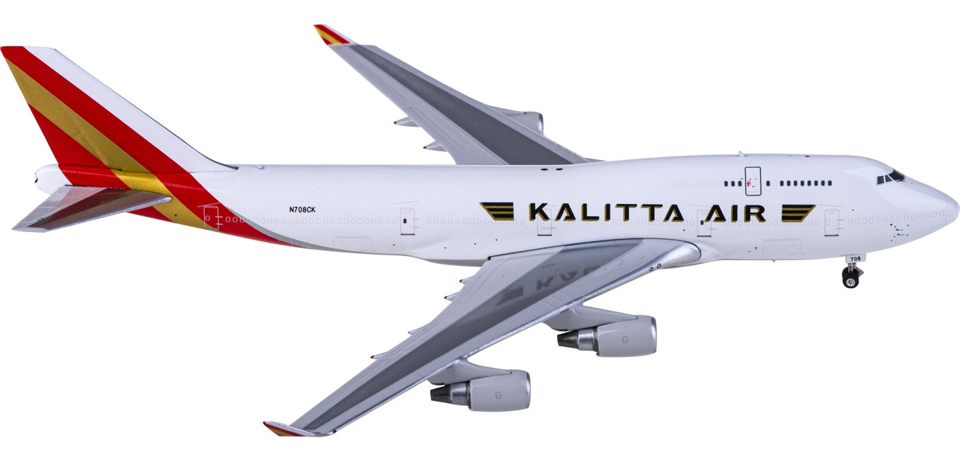 1:400 Phoenix PH04518 Kalitta Air Boeing 747-400 N708CK+Free Tractor