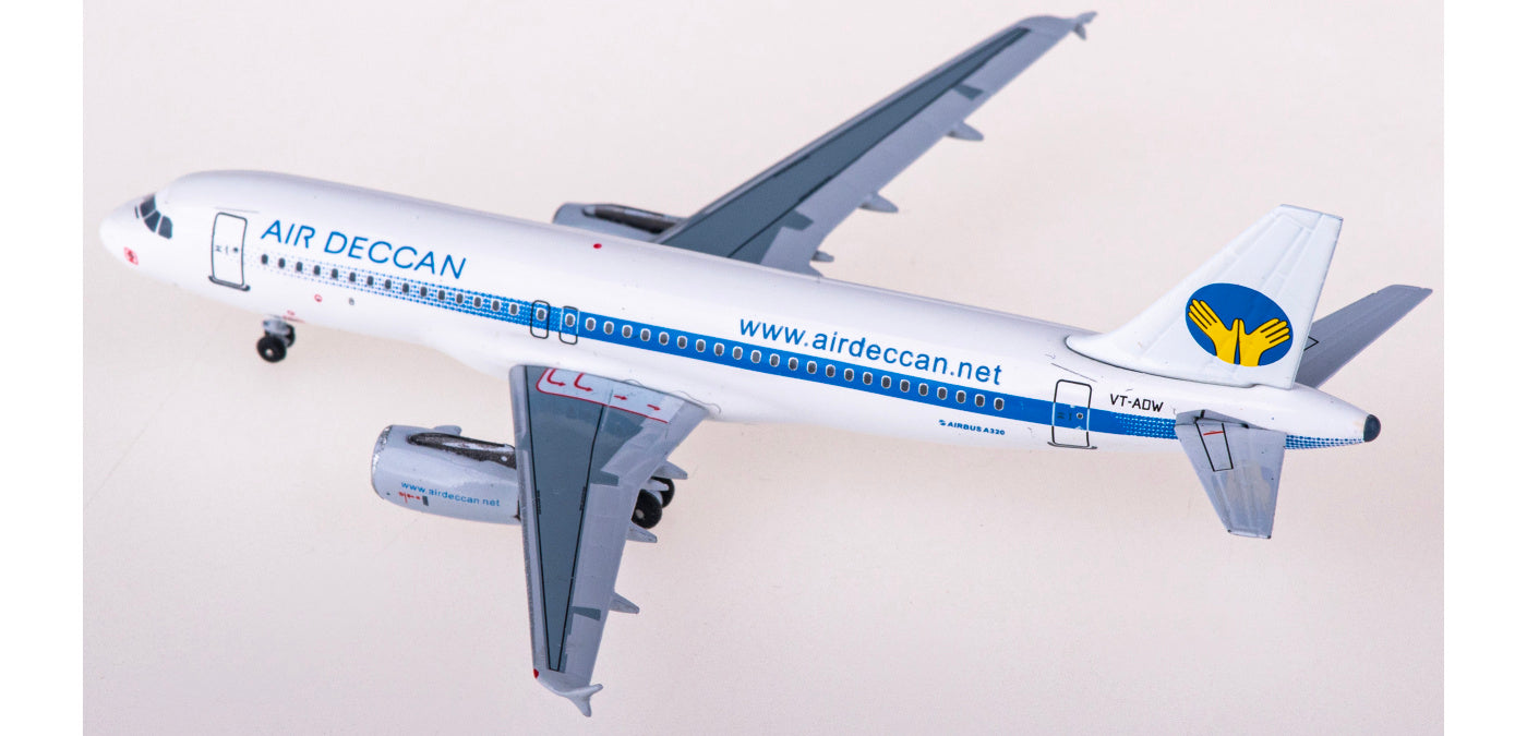 1:400 AeroClassics AC411254 Air Deccan Airbus A320 VT-ADW Aircraft Model+Free Tractor