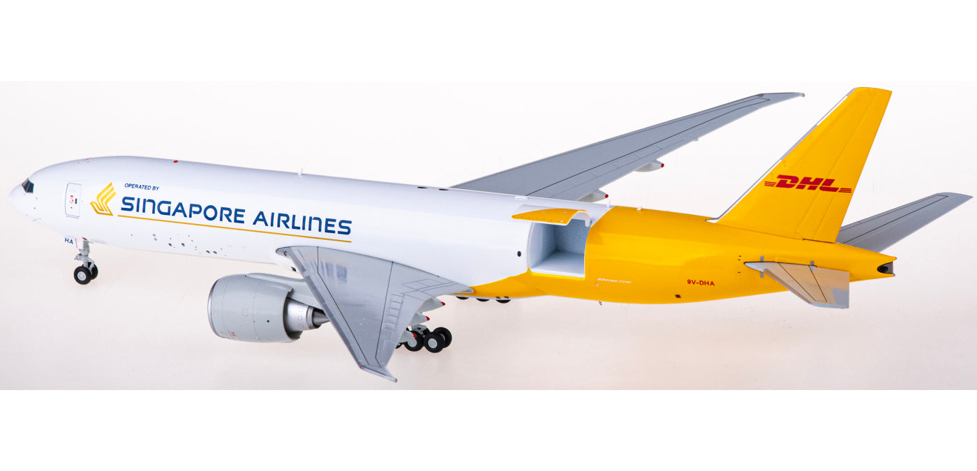 1:200 JC Wings SA2021C Singapore Airlines X DHL Boeing 777-200LRF 9V-DHA