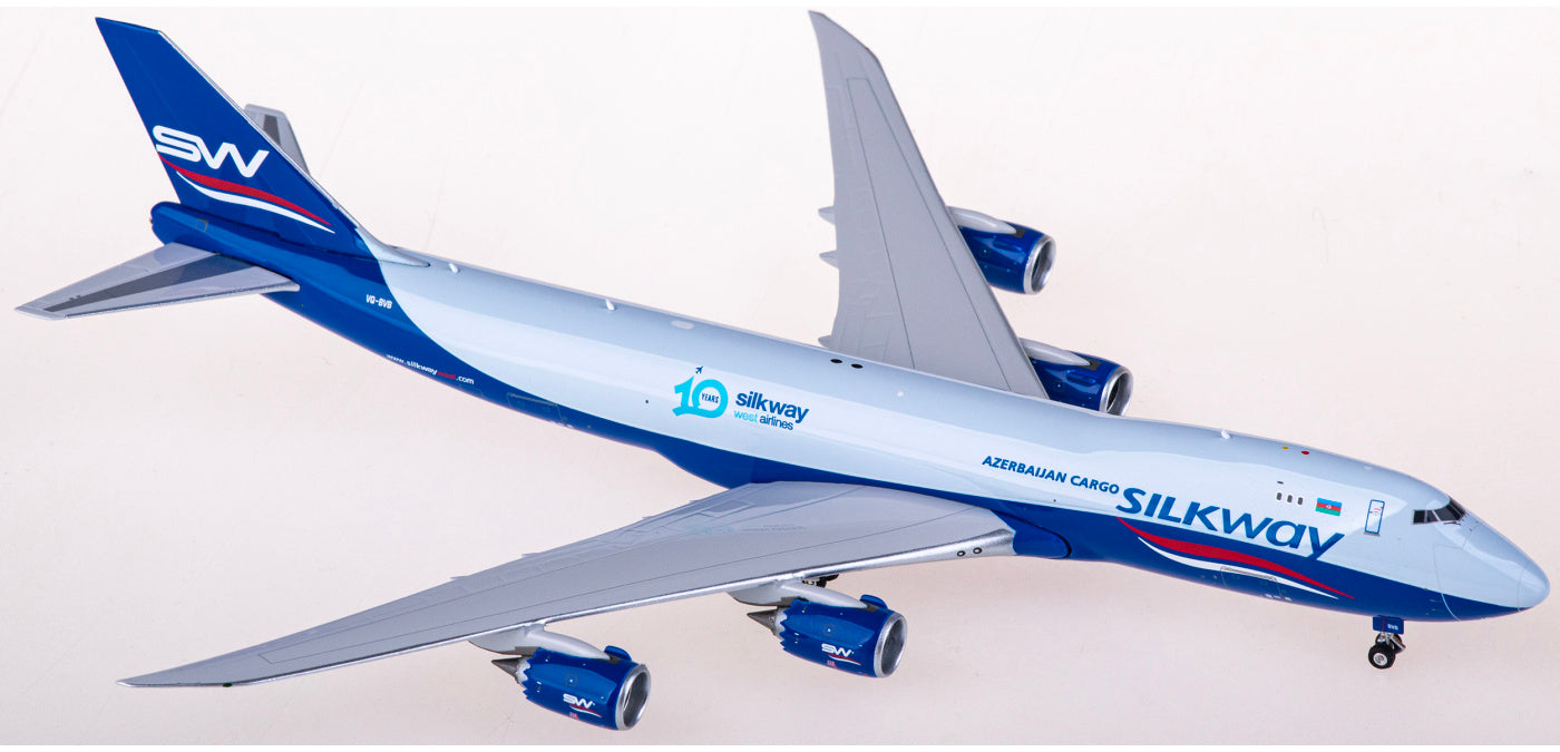 1:400 Phoenix PH11801 Silk Way Airlines Boeing 747-8F VQ-BVB+Free Tractor