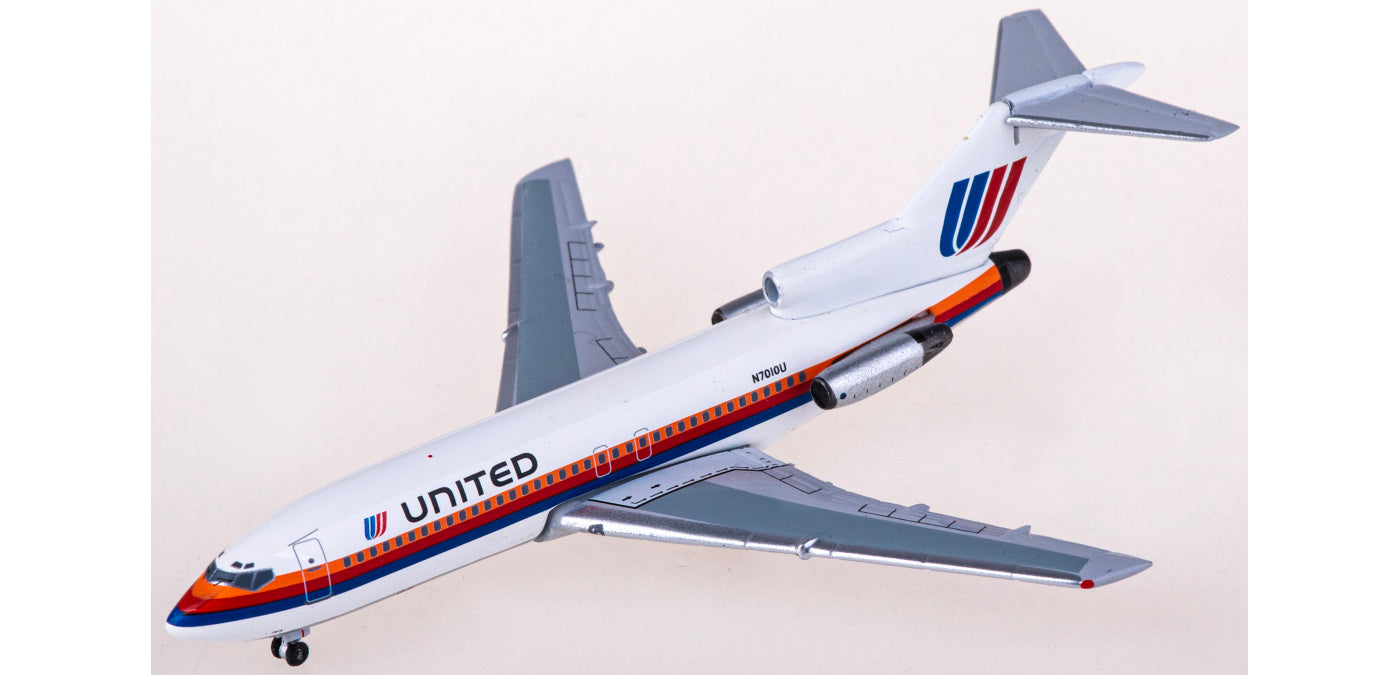 1:400 AeroClassics AC411212 United Airlines Boeing 727-100 N7010U Aircraft Model+Free Tractor