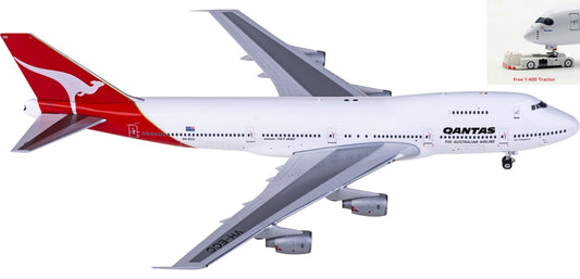 1:400 Phoenix PH04528 Qantas Airways Boeing 747-200 VH-ECC+Free Tractor