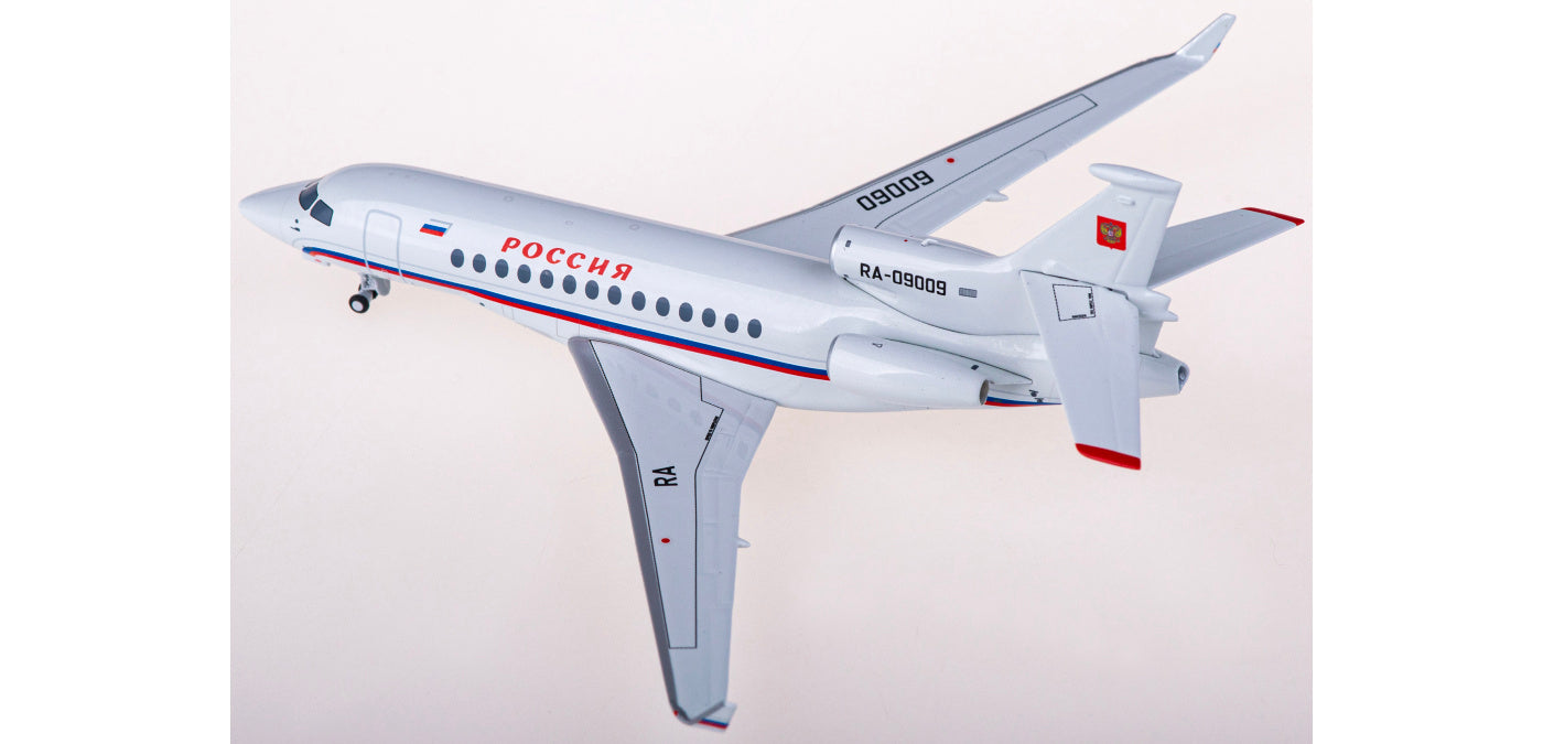 1:200 NG Models NG71012 Russia State Transport Company Dassault Falcon 7X RA-09009