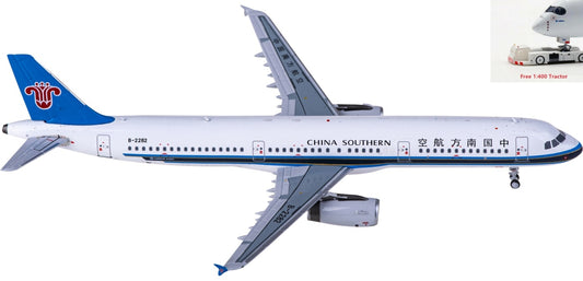 1:400 NG Models NG13067 China Southern Airlines Airbus A321 B-2282+Free Tractor