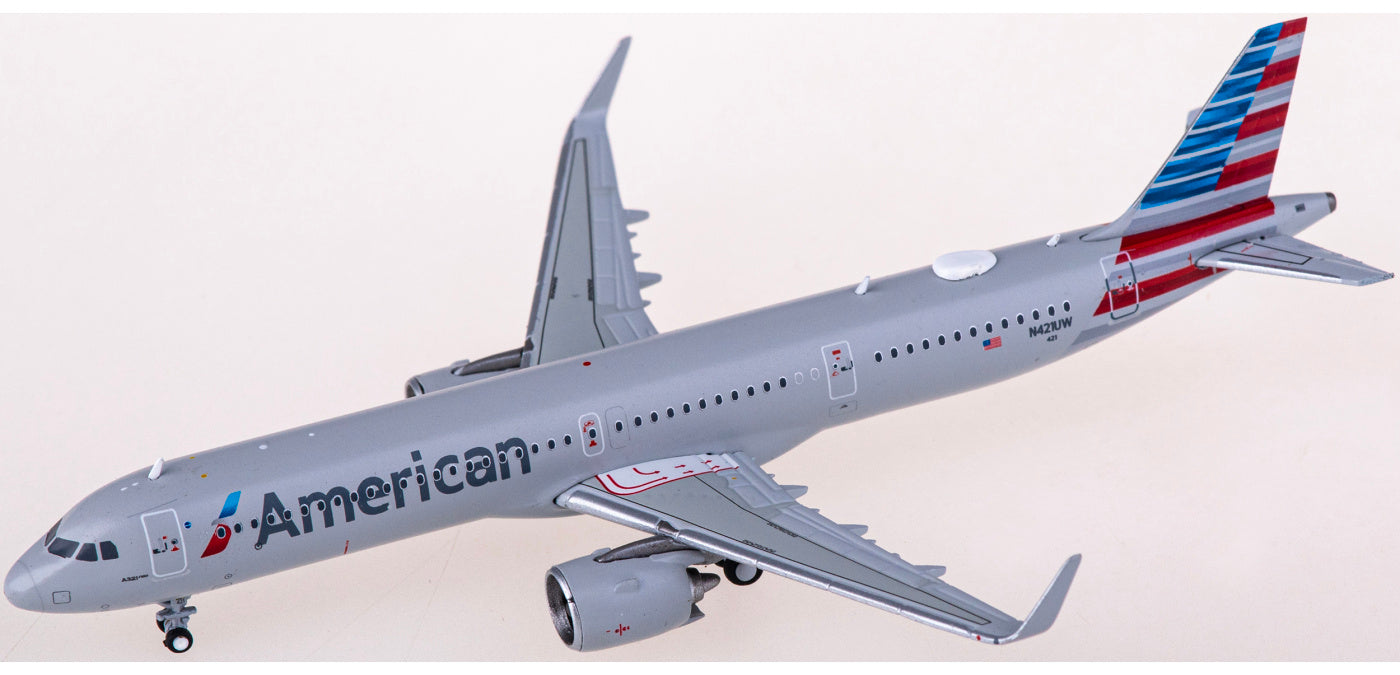 1:400 Geminijets GJAAL2089 American Airlines Airbus A321neo N421UW Aircraft Model+Free Tractor