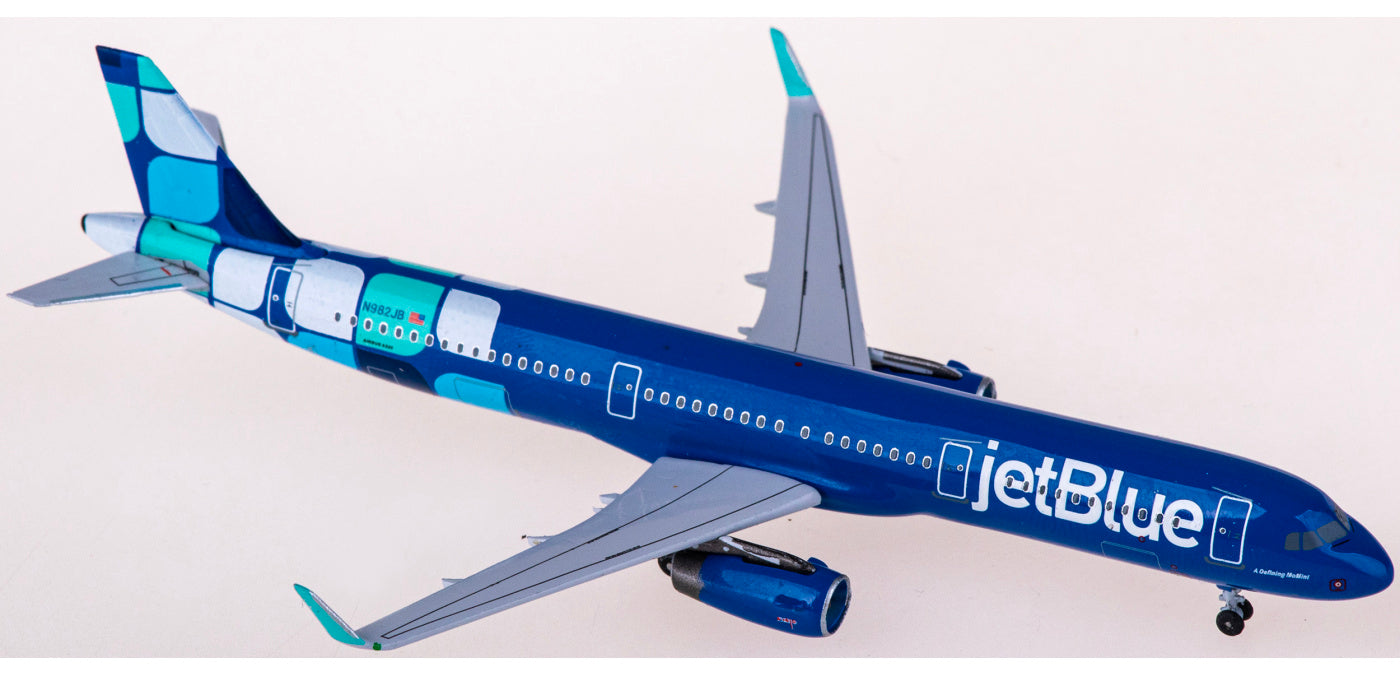 1:400 AeroClassics AC411269 JetBlue Airbus A321 N982JB Aircraft Model+Free Tractor