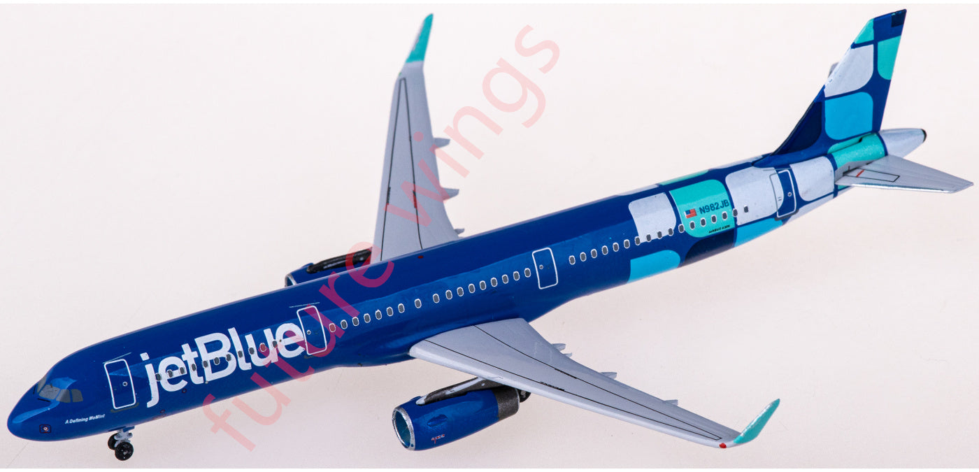 1:400 AeroClassics AC411269 JetBlue Airbus A321 N982JB Aircraft Model+Free Tractor