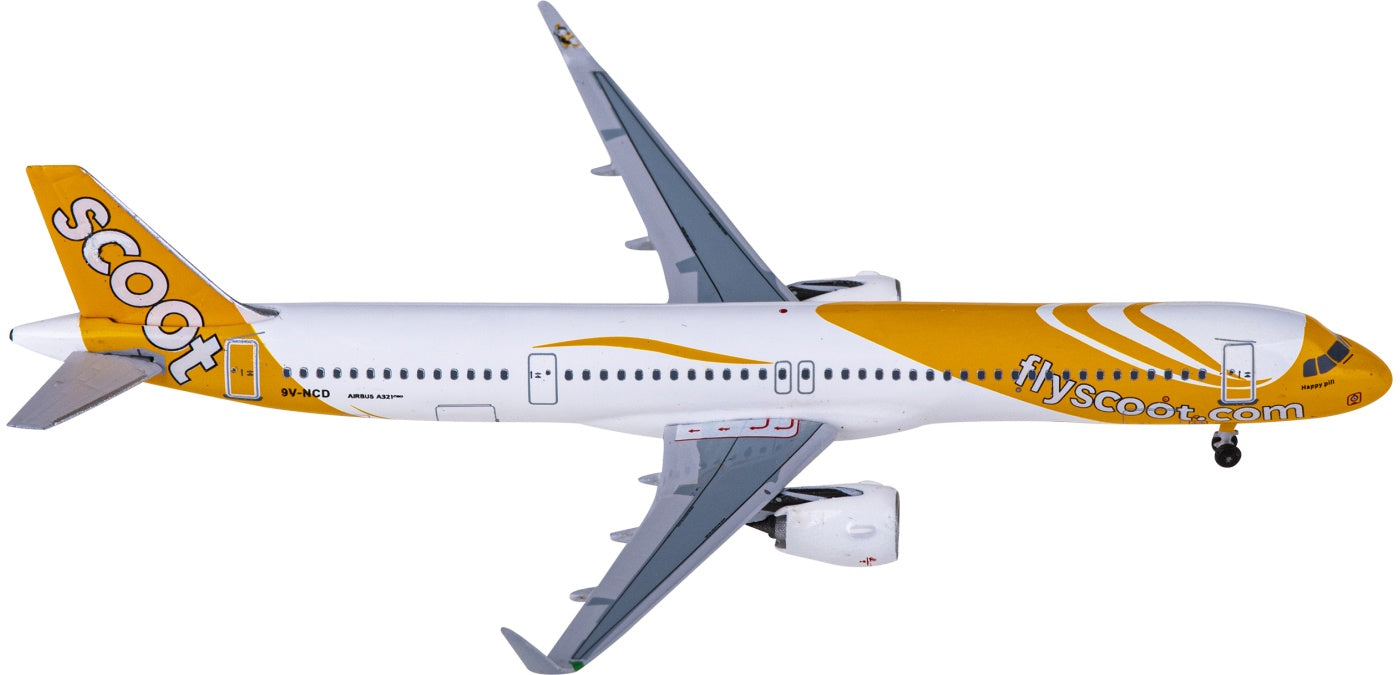 1:400 AeroClassics AC411304 Scoot Airbus A320neo 9V-NCD Aircraft Model+Free Tractor