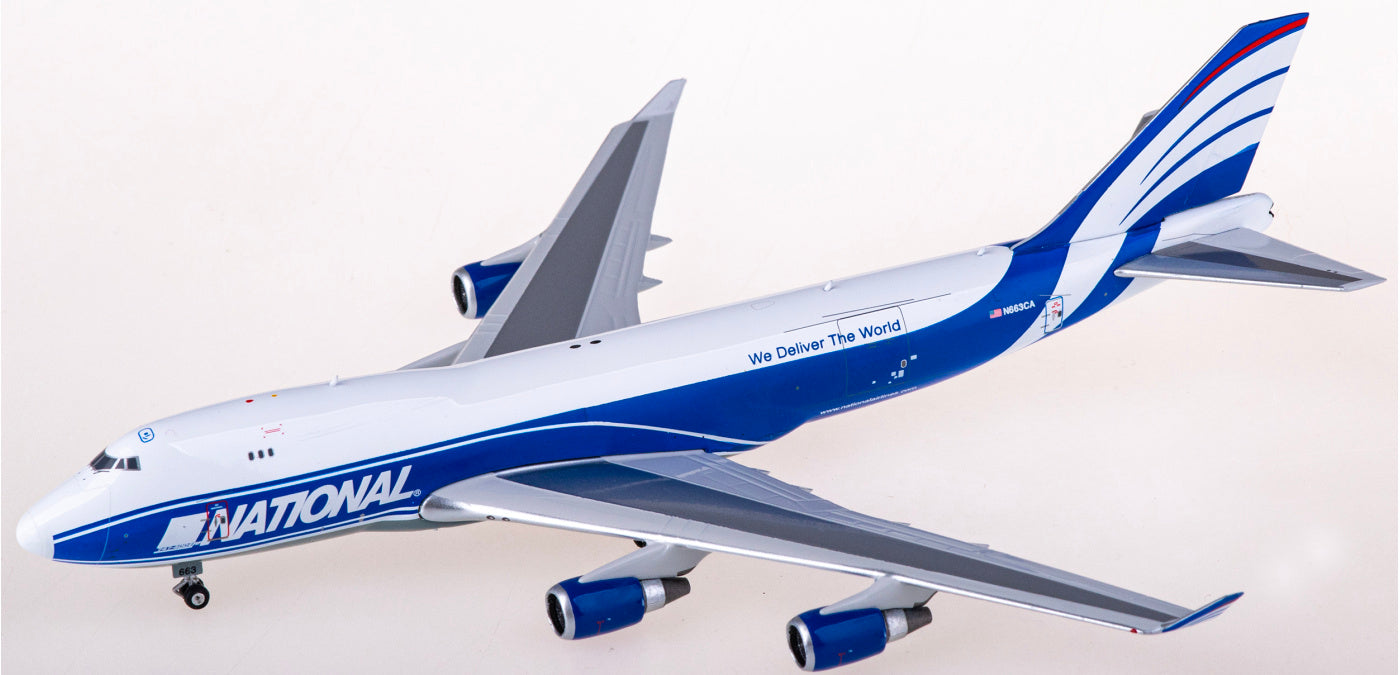 1:400 Phoenix PH11807 National Airlines Boeing 747-400F N663CA+Free Tractor