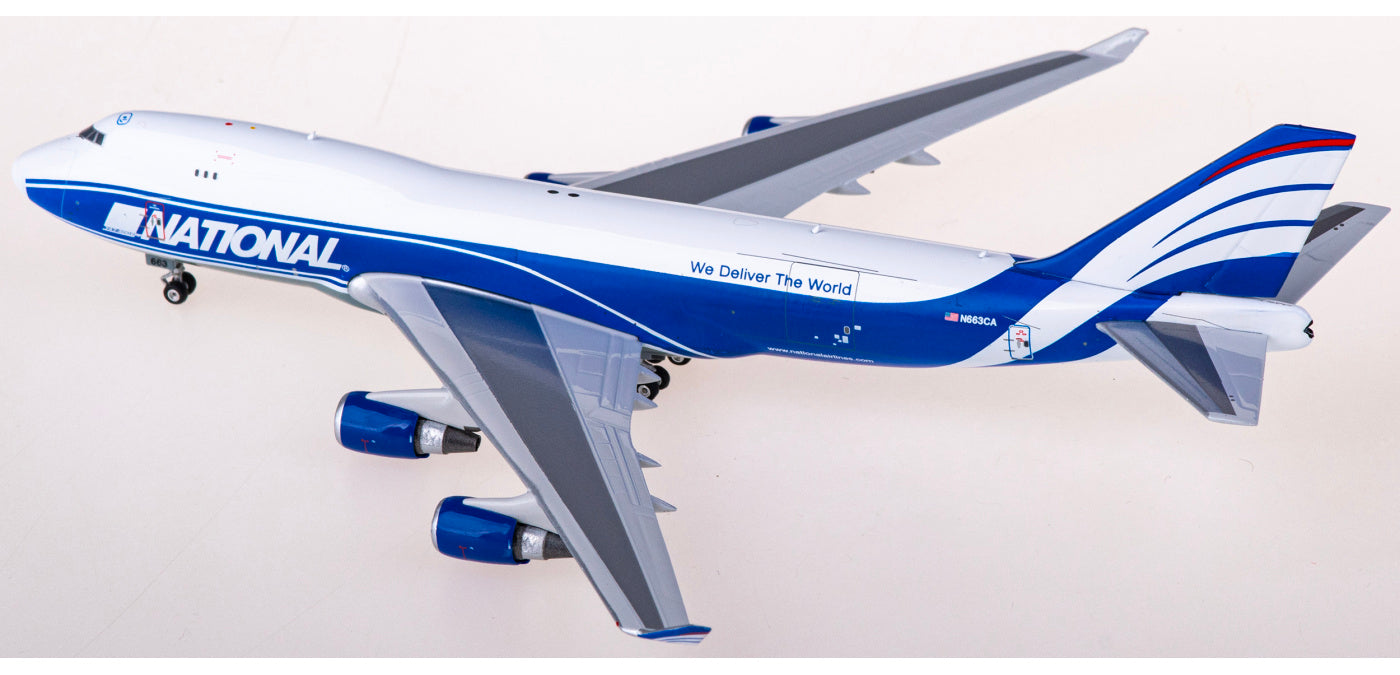 1:400 Phoenix PH11807 National Airlines Boeing 747-400F N663CA+Free Tractor