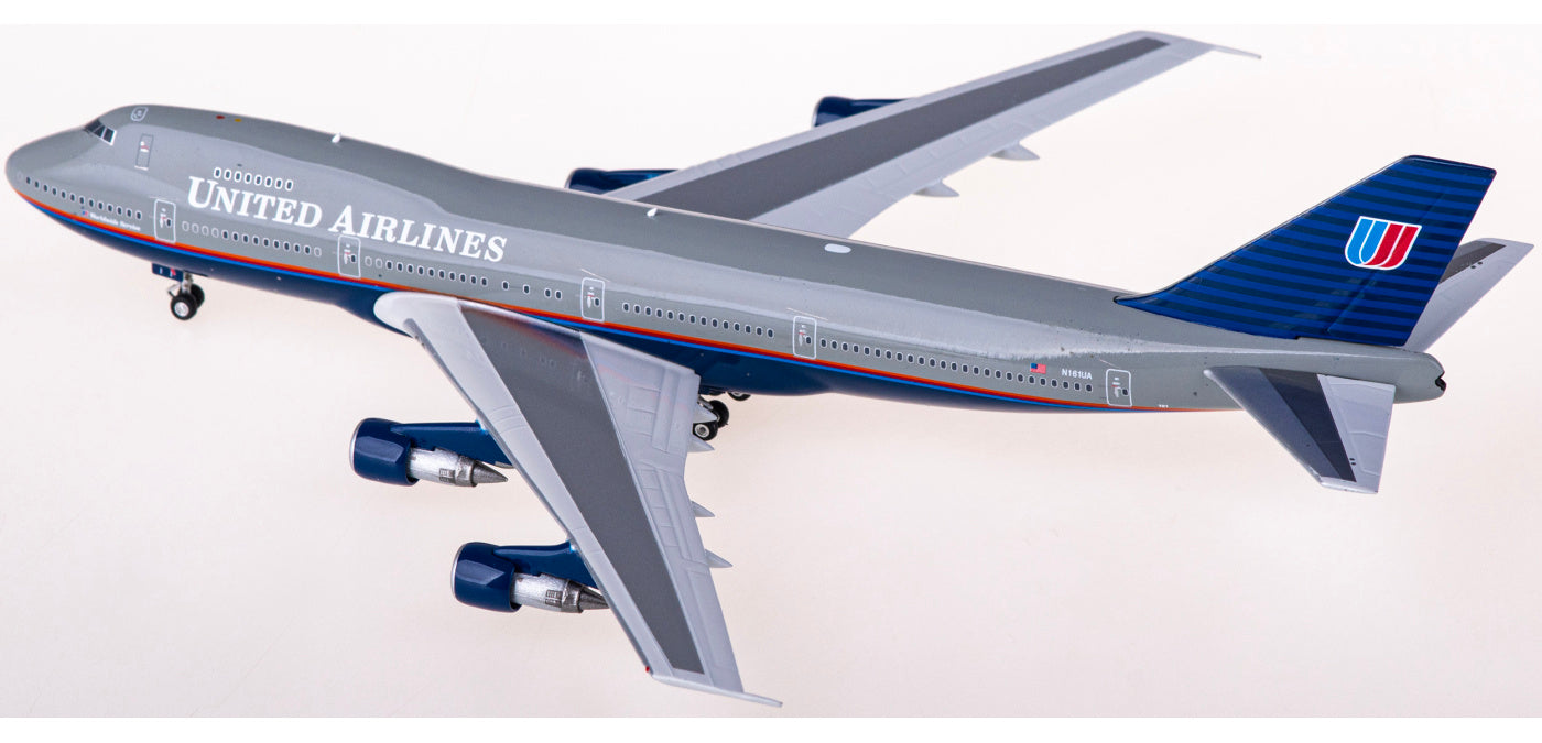 1:400 Phoenix PH04533 United Airlines Boeing 747-200 N161UA+Free Tractor