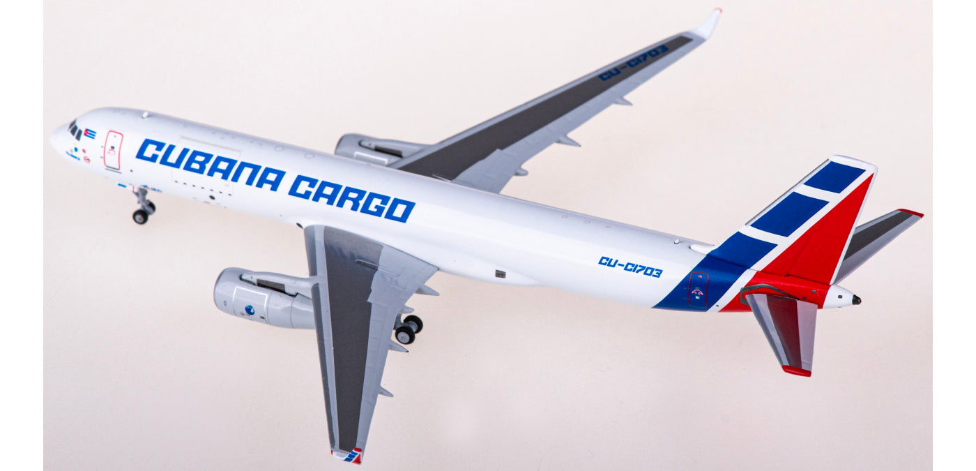 1:400 NG Models NG40013 Cubana Tupolev TU-204-100SE CU-C1703+Free Tractor