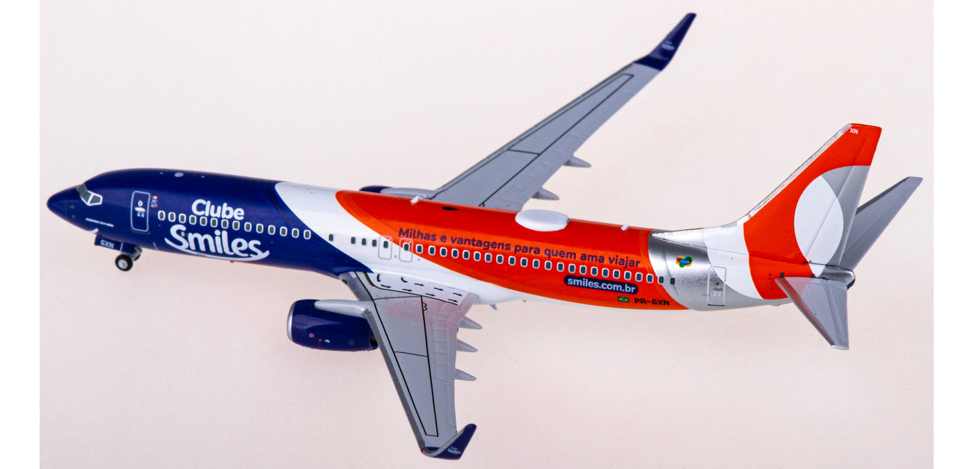 1:400 NG Models NG58195 GOL Boeing 737-800 PR-GXN+Free Tractor