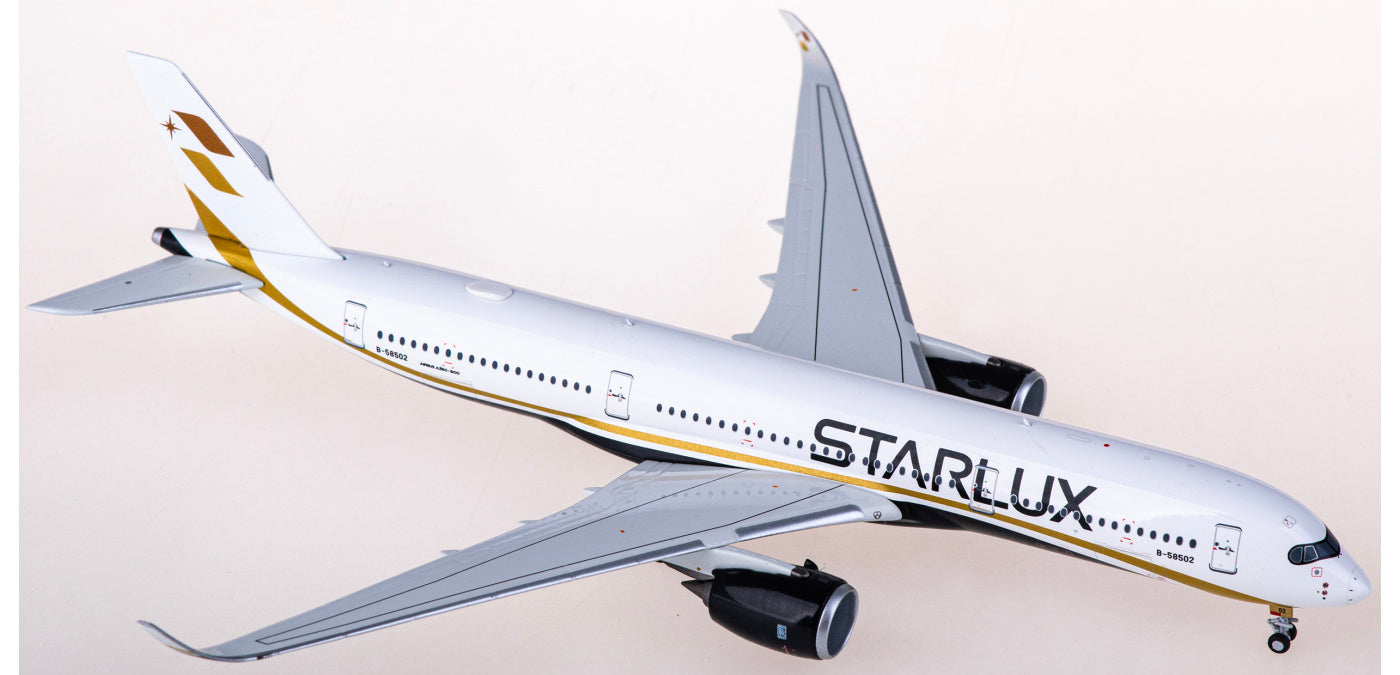 1:400 NG Models NG39049 Starlux Airlines Airbus A350-900 B-58502 Aircraft Model+Free Tractor