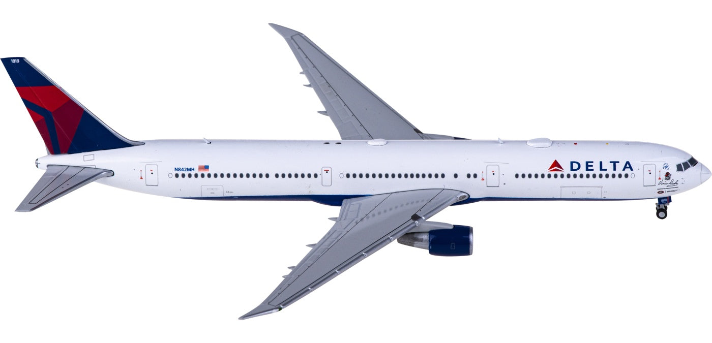 1:400 Geminijets GJDAL2153 Delta Air Lines Boeing 767-400ER N842MH Aircraft Model+Free Tractor