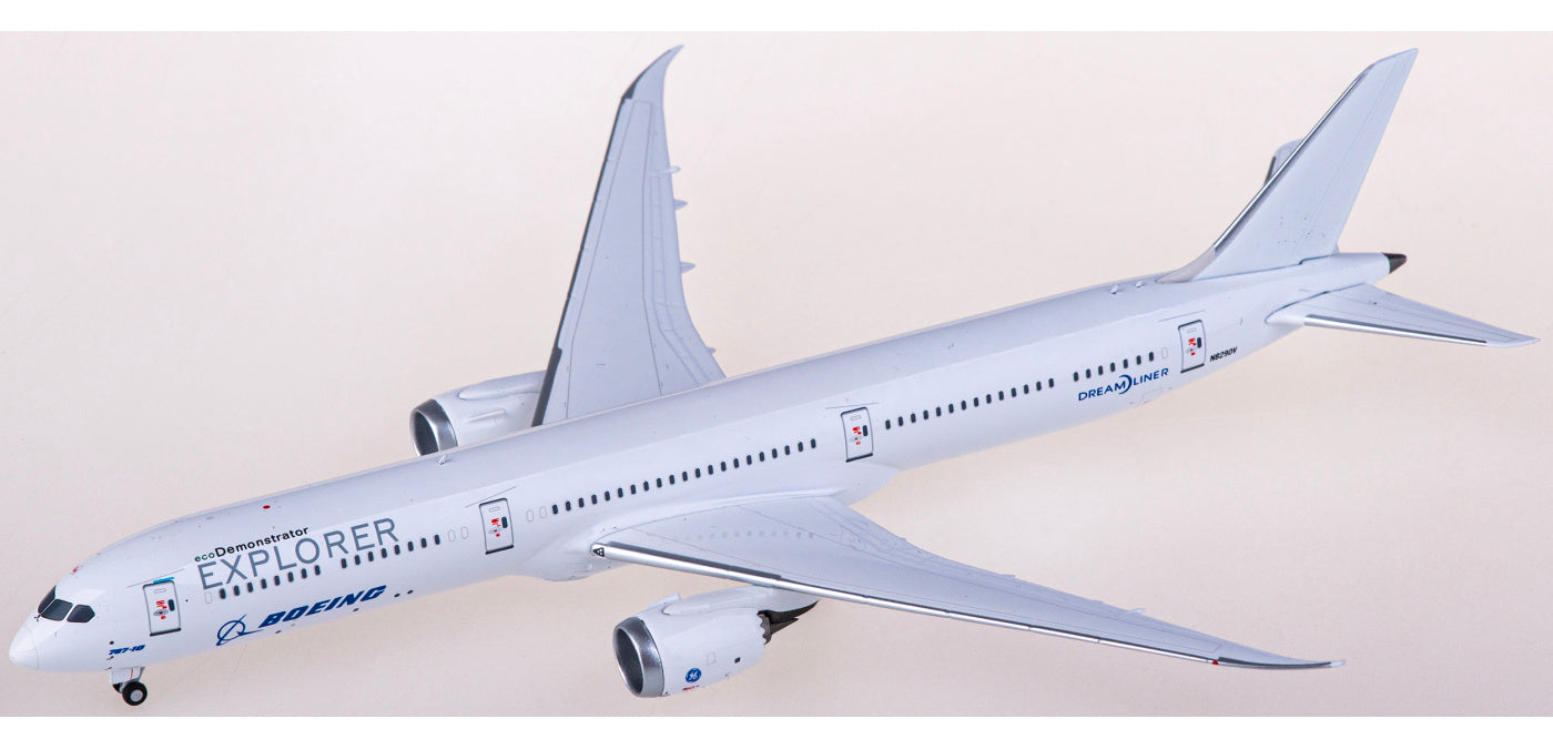 1:400 NG Models NG56025 Boeing 787-10 Dreamliner N8290V+Free Tractor