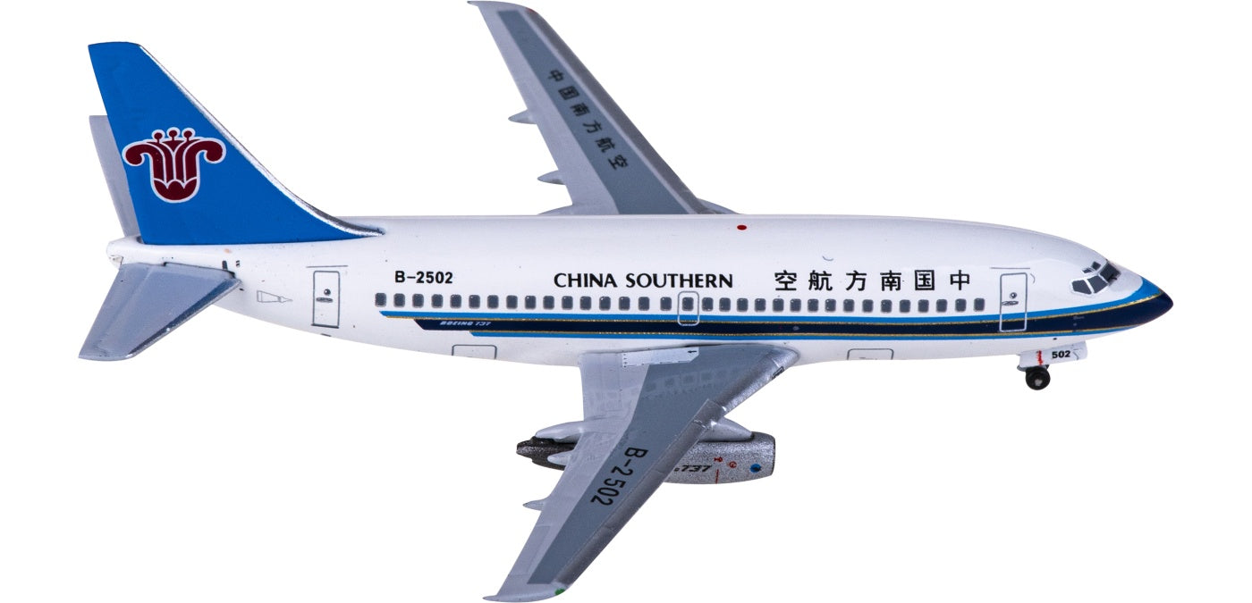 1:400 Yu ModeL YU0007 China Southern  Boeing 737-200 B-2502 Aircraft Model+Free Tractor