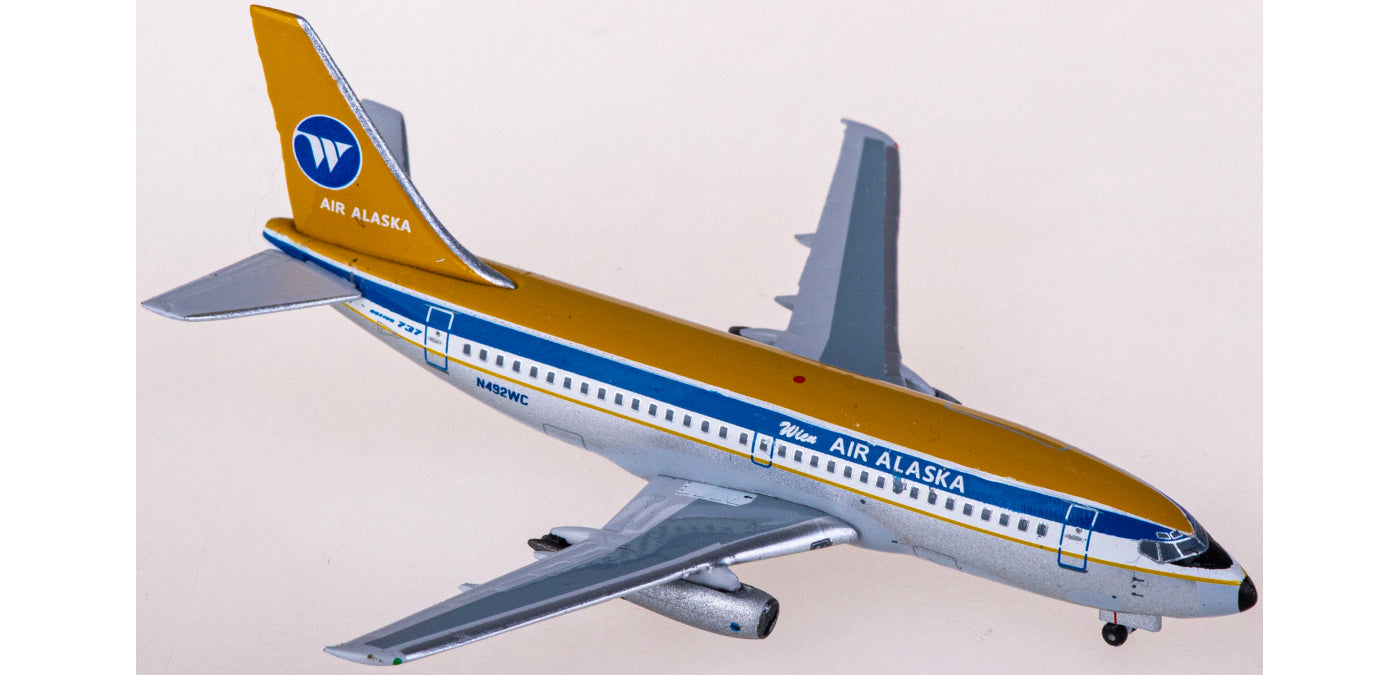 1:400 AeroClassics AC411278 Wien Air Alaska Boeing 737-200 N492WC Aircraft Model+Free Tractor