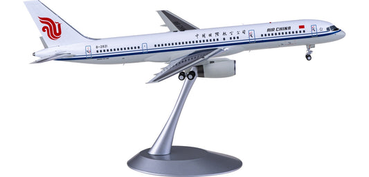 1:200 NG Models NG42010 Air China Boeing 757-200 B-2821 Aircraft Model