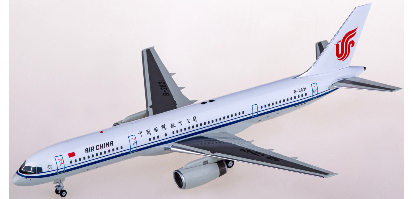 1:200 NG Models NG42010 Air China Boeing 757-200 B-2821 Aircraft Model