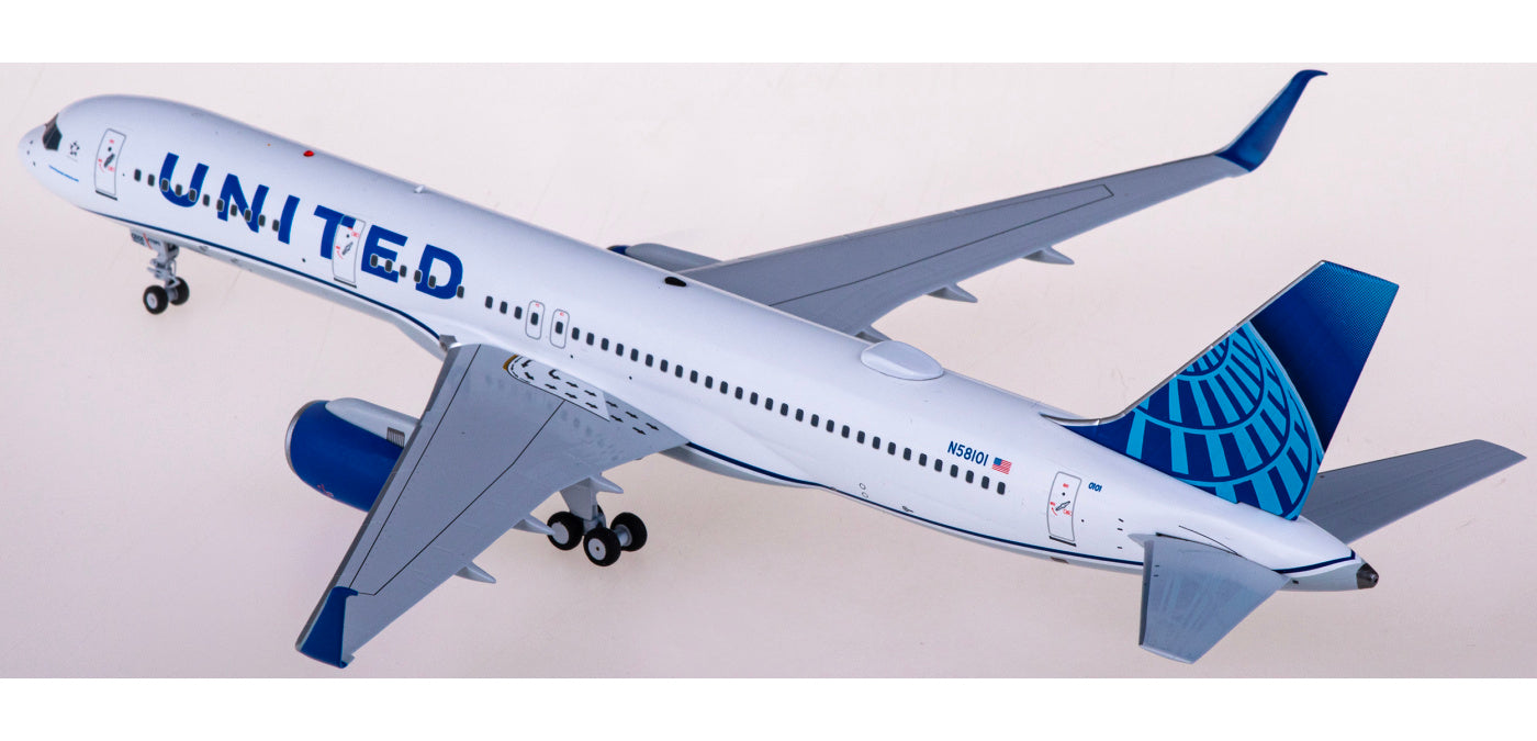 1:200 NG Models NG42007 United Airlines Boeing 757-200 N58101 Aircraft Model