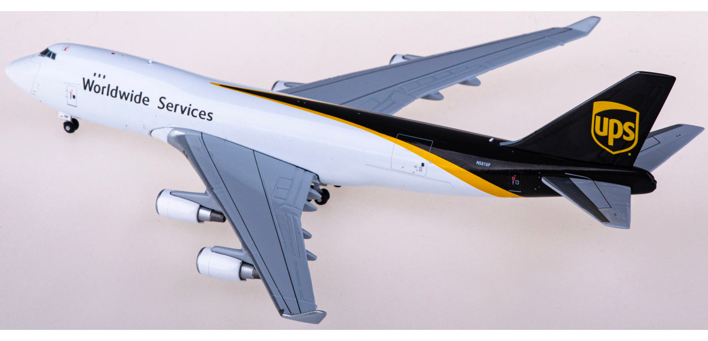 1:400 Geminijets GJUPS2193 UPS  Boeing 747-400 N581UP Aircraft Model+Free Tractor