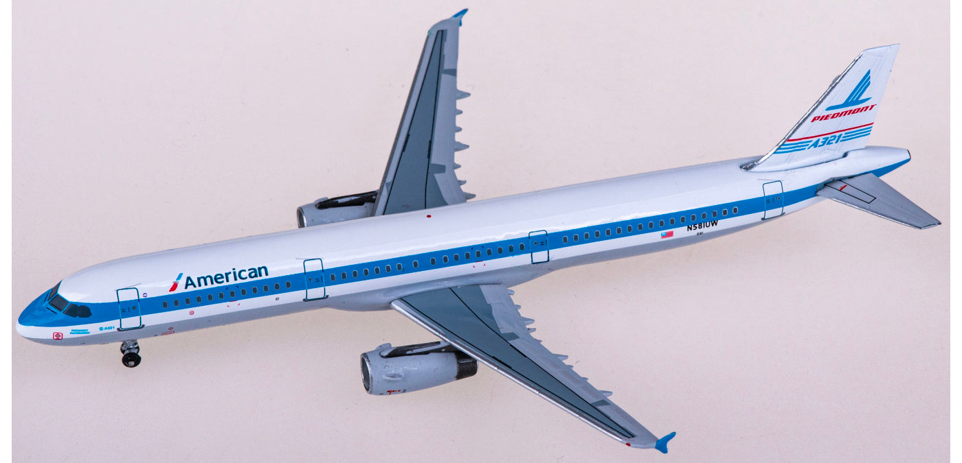 1:400 AeroClassics BBX41674 American Airlines Airbus A321 N581UW Aircraft Model+Free Tractor
