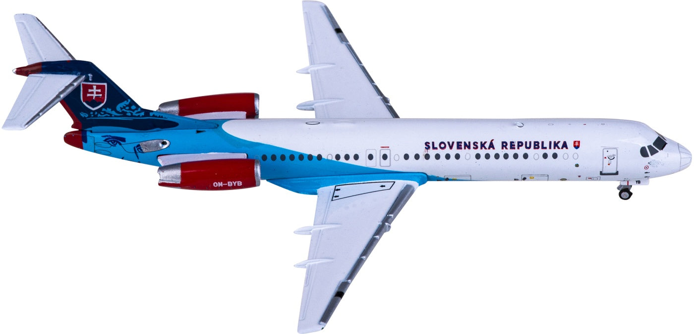 1:400 JC Wings LH4235 Slovak Fokker 100 OM-BYB Aircraft Model+Free Tractor