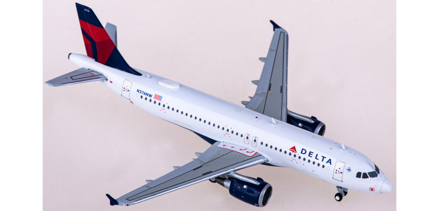 1:400 Geminijets GJDAL2094 Delta AirLines Airbus A320 N376NW Aircraft Model+Free Tractor