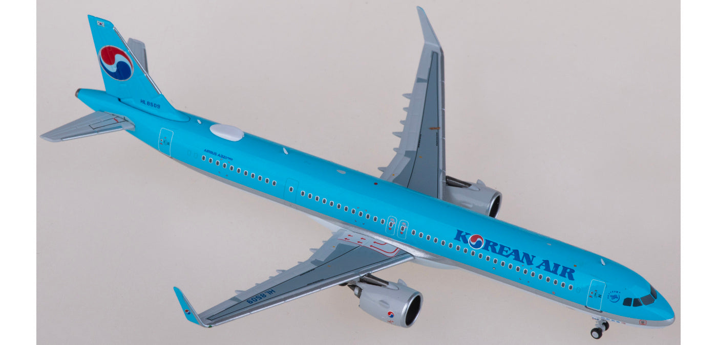 1:400 NG Models NG13096 Korean Air Airbus A321neo HL8509 Aircraft Model+Free Tractor