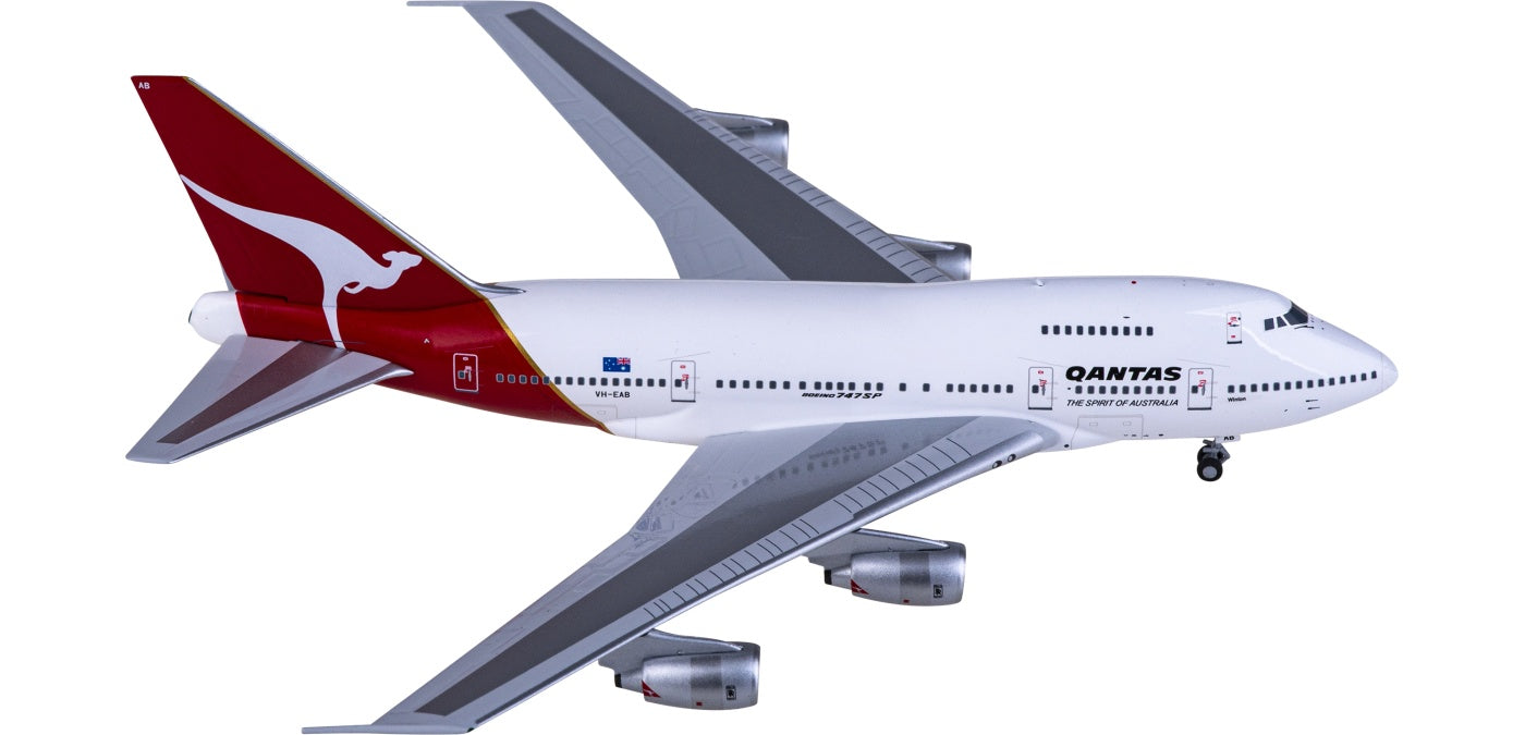 1:400 NG Models NG07032 Qantas Airways Boeing 747SP VH-EAB Aircraft Model+Free Tractor