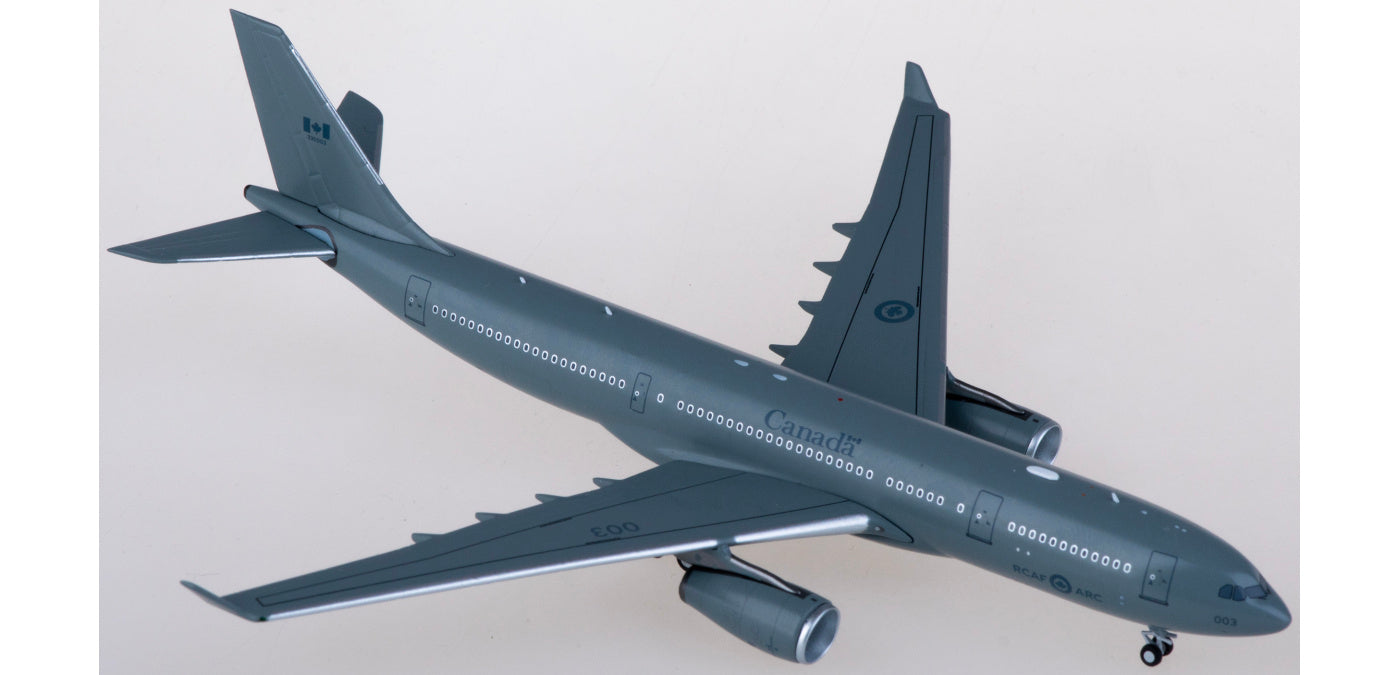 1:400 NG Models NG61068 RCAF Airbus A330-200 CC-330 Husky 330003 Aircraft Model+Free Tractor